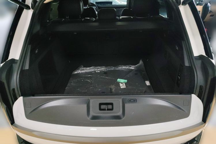 Used Land Rover Range Rover 2023 3.0 L6 360 PS Grand Edition