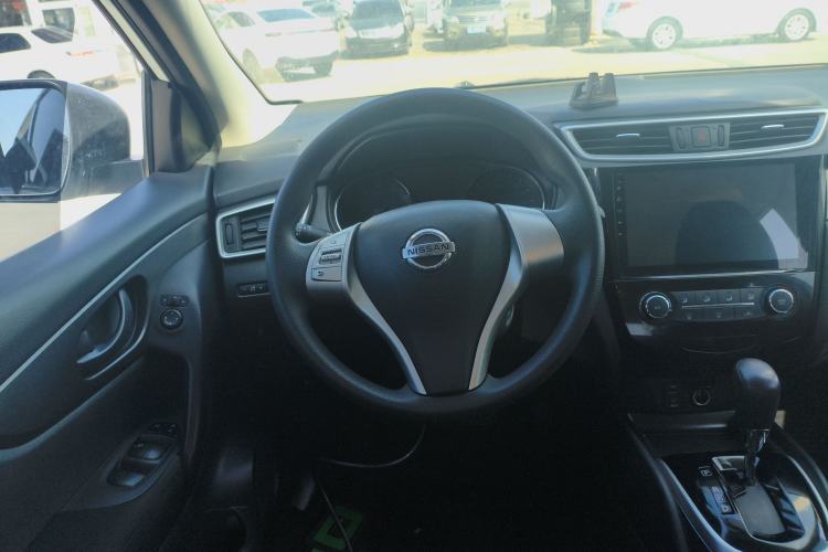 Used Nissan Qashqai 2017 1.2T CVT Fashion Edition
