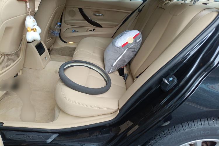 Used BMW 3 Series 2013 320Li Fashion Model
