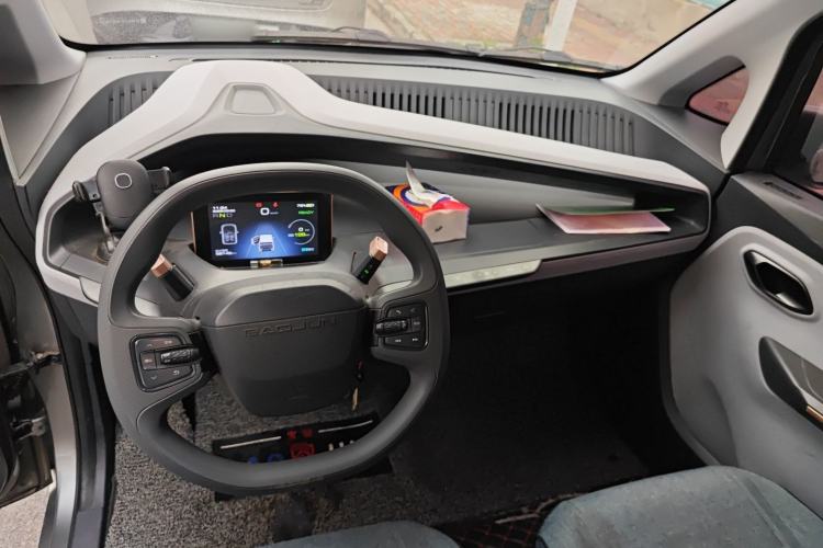 Used Baojun E200 2019 250KM Smart Drive Edition Center Console