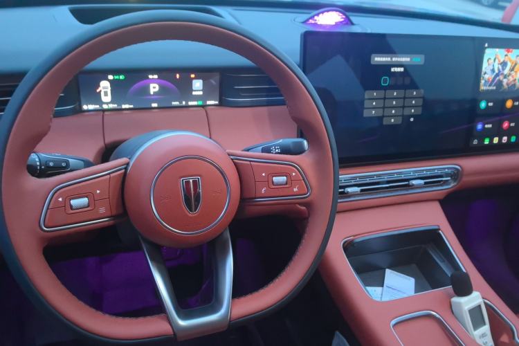 Used Hongqi HS6 PHEV 2026 220 All-Wheel Drive Smart Hybrid Version