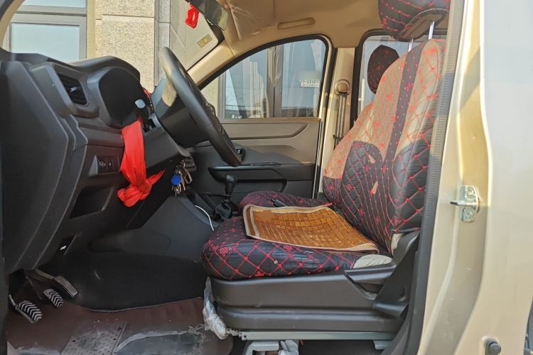 Used Wuling Hongguang V 2019 1.5L Standard Version China VI LAR Left Front Seat