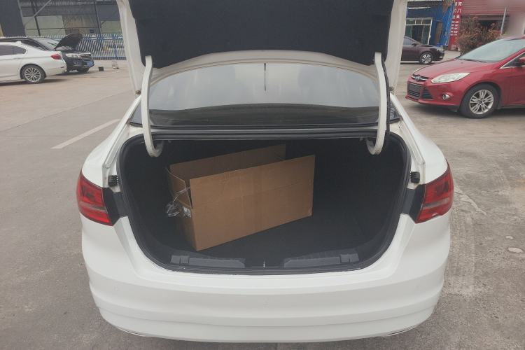 Used Ford Escort 2017 Happy Edition 1.5L Manual Fashion Model