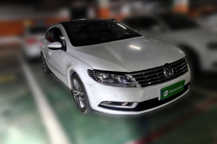 Used Volkswagen CC 2015 1.8TSI Luxury Model Front Right 45 Deg