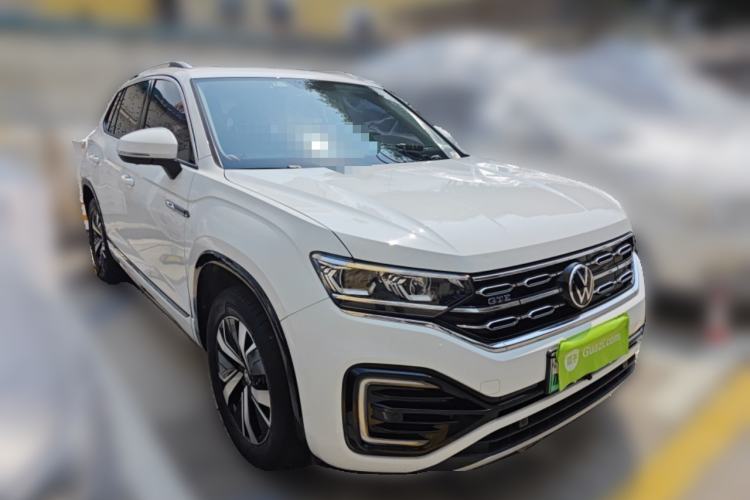 Used Volkswagen Tayron GTE Plug-in Hybrid 2020 1.4T Luxury Model Front Right 45 Deg