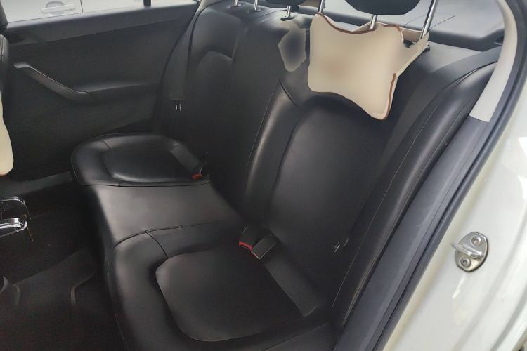 Used Volkswagen Santana 2016 1.6L Automatic Fashion Edition Left Rear Seat