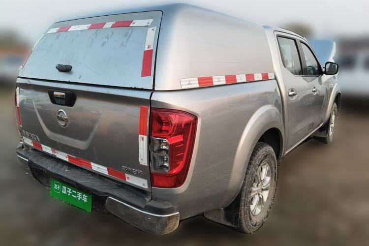 Used Nissan Navara 2017 2.5L Automatic 2WD Luxury Edition QR25
