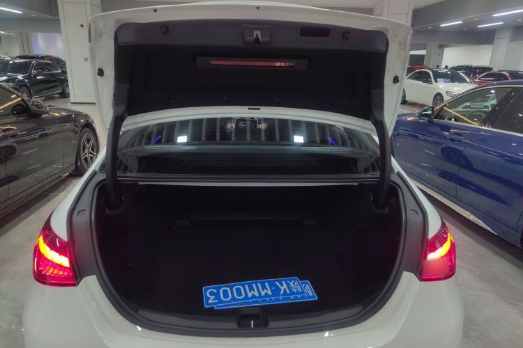 Used Mercedes-Benz C-Class 2024 Facelifted C-Class 260 L Night Edition Sports Version Trunk