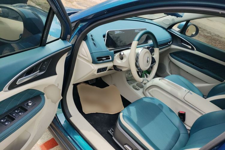 Used ORA Good Cat 2023 401 km Standard Range Luxury Version Lithium Iron Phosphate