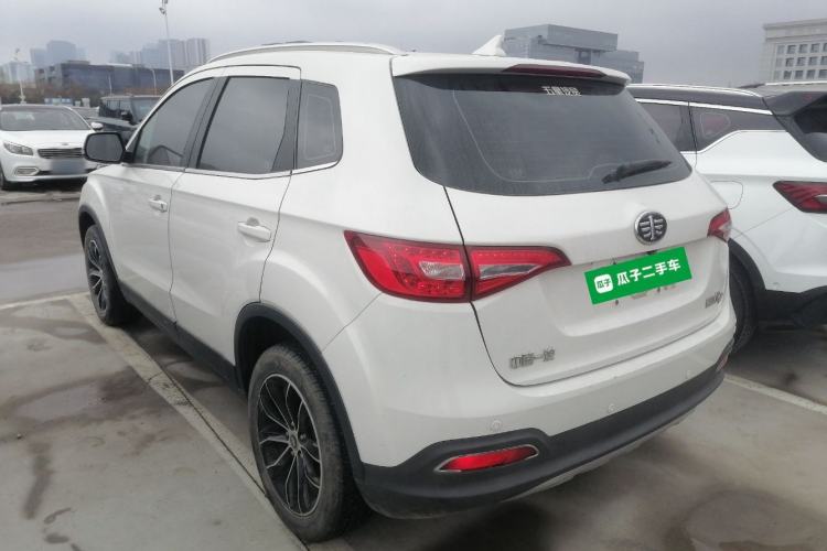 Used FAW Senya R7 2017 1.6L Manual Luxury Model