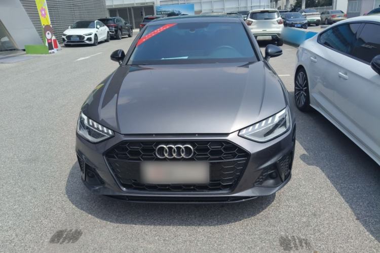 Used Audi A4L 2023 40 TFSI Luxury Dynamic Model
