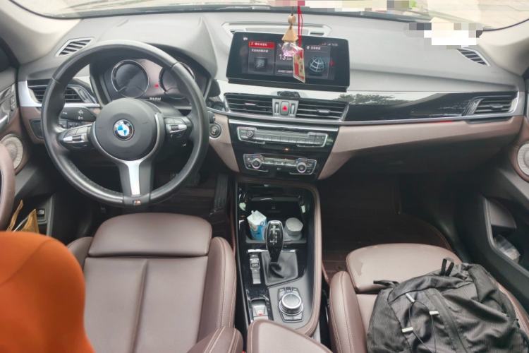 Used BMW X1 2021 sDrive20Li Premium Edition Center Console