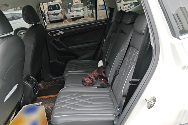 Used Volkswagen Tiguan L 2022 330TSI Automatic Two-Wheel Drive R-Line Enhanced Edition