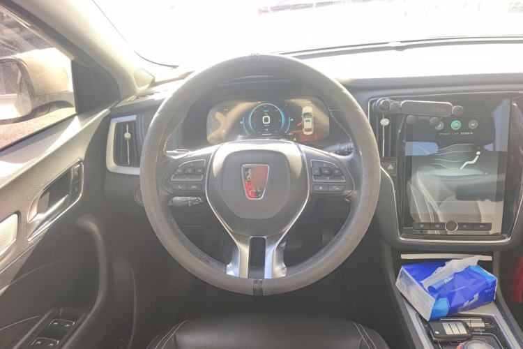 Used Roewe i6 New Energy 2017 45T Hybrid Connect & Smart Enjoyment Edition