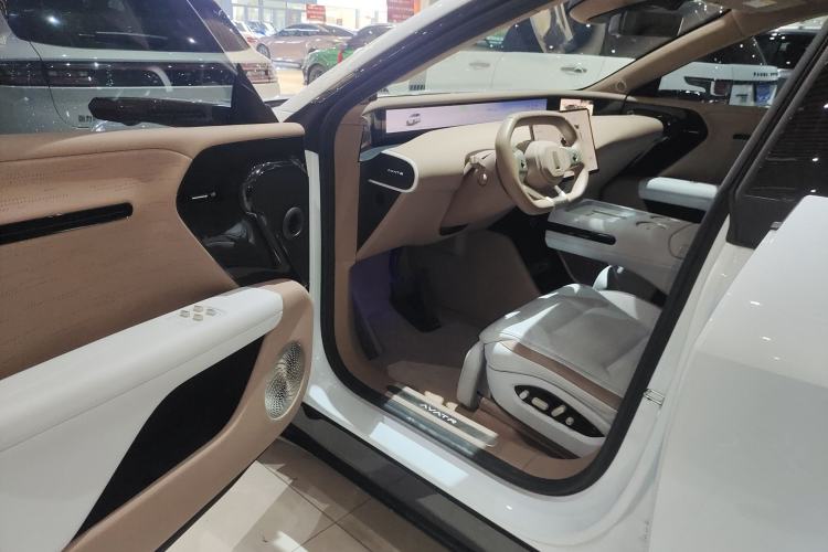 Used Avatr 07 2024 Ultra Range-Extended Four-Wheel Drive Driver Seat