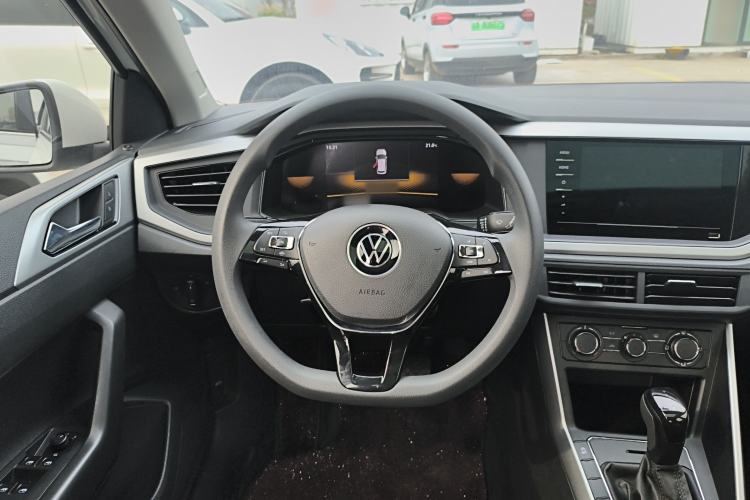 Used Volkswagen Polo 2023 Revised Plus 1.5L Automatic Panoramic Enjoyment Edition Steering Wheel