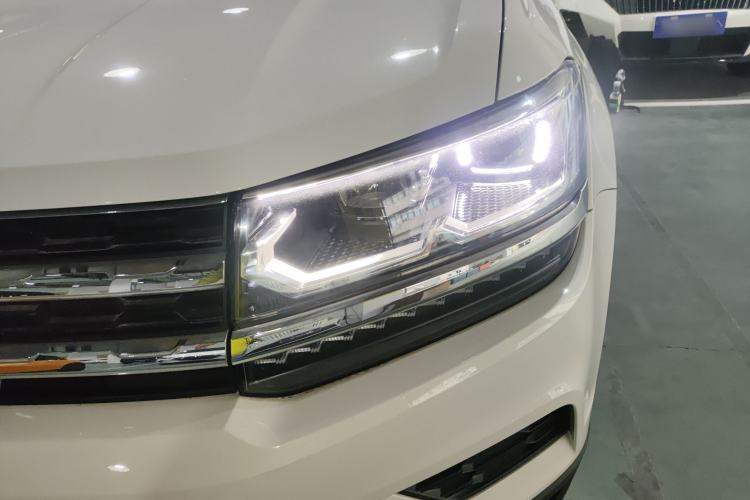 Used Volkswagen Tharu 2020 280TSI Two-Wheel Drive Luxury Plus Version China VI Standard