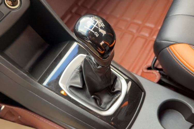 Used Baojun 310 2016 1.2L Manual Luxury Model