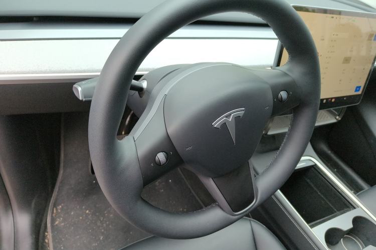 Used Tesla Model Y 2024 Rear-Wheel-Drive Version