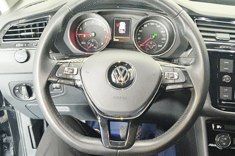 Used Volkswagen Tiguan L 2019 280TSI Automatic Two-Wheel Drive Panoramic Comfort Edition China V Standard Steering Wheel