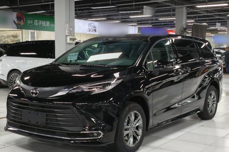Used Toyota SIENNA 2026 Model 2.5L Dual-Engine Two-Wheel-Drive Comfort Edition