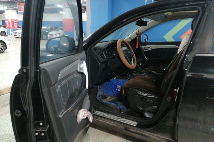 Used Geely Auto Vision X6 2016 1.8L Manual Luxury Model
