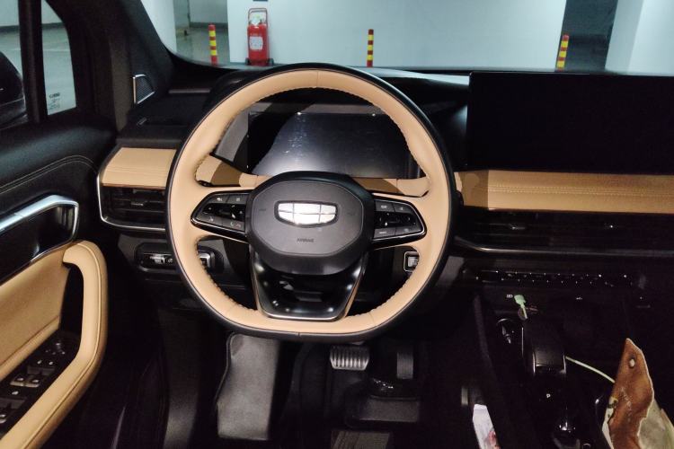 Used Geely Auto Haoyue L 2023 2.0T DCT Flagship Version