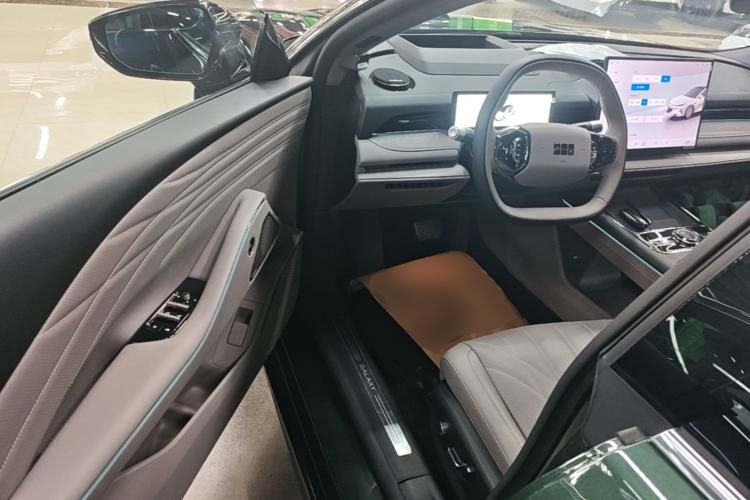 Used Geely Galaxy 8 2025 130km EM-P Starship Edition Driver Seat