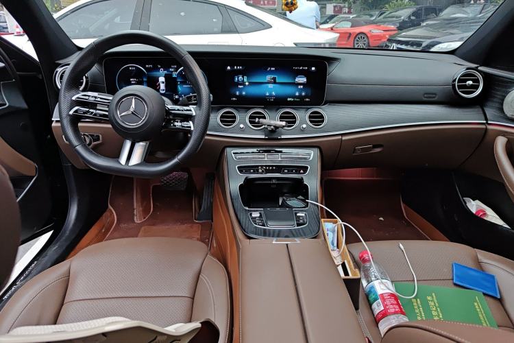 Used Mercedes-Benz E-Class 2023 E 300 L Sport Luxury Edition Center Console