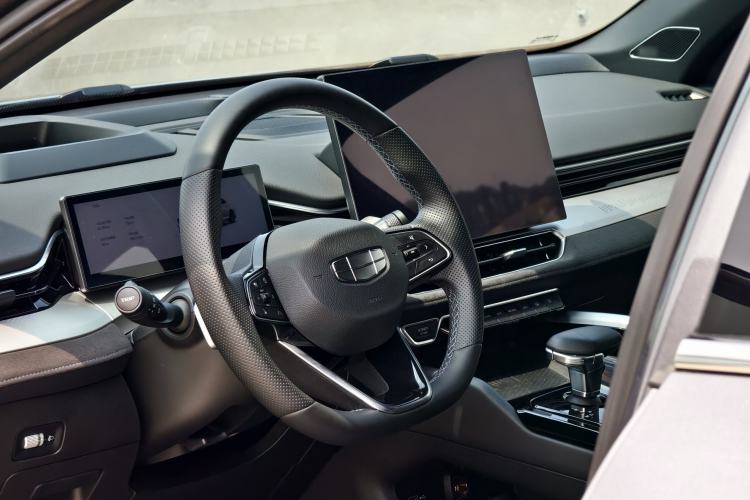 Used Geely Auto Preface 2025 Dongfang Yao 2.0TD Moonlight Edition Steering Wheel