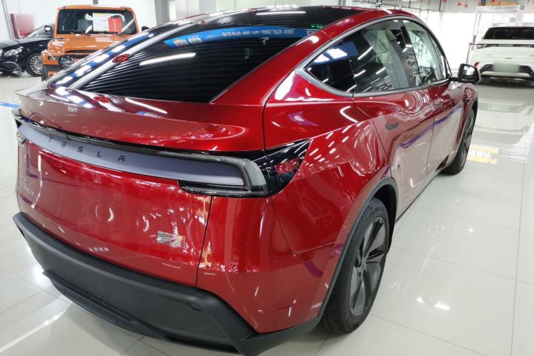 Used Tesla Model Y 2025 Rear-Wheel Drive First Edition