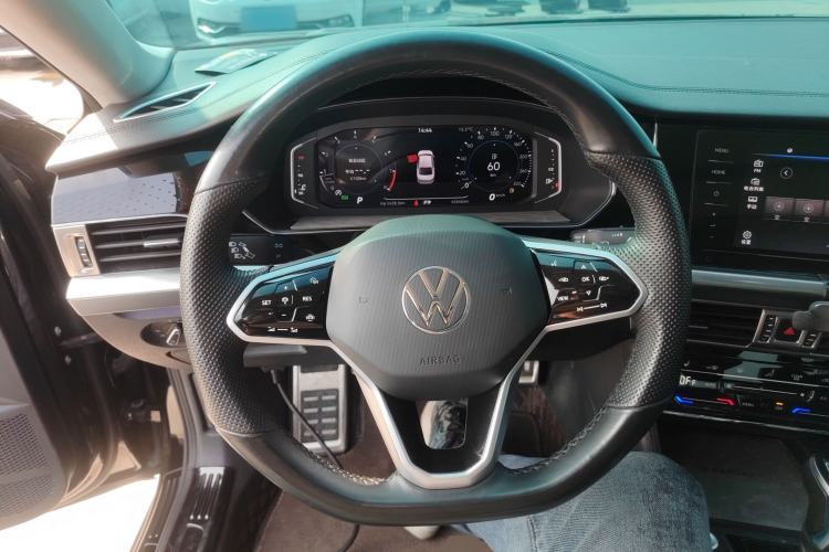 Used Volkswagen Passat 2023 Revised 330TSI Starry Elite Edition