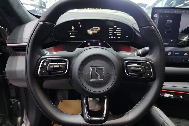 Used Zeekr 001 2024 WE Edition 100 kWh Rear-Drive Steering Wheel