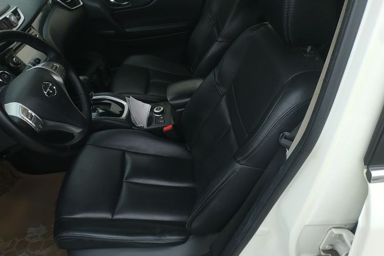 Used Nissan X-Trail 2014 2.5L CVT Luxury Edition 4WD Left Front Seat