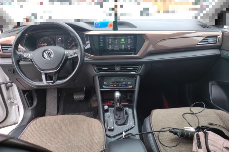 Used Volkswagen Tharu 2021 280TSI Two-Wheel Drive Comfort Edition Center Console