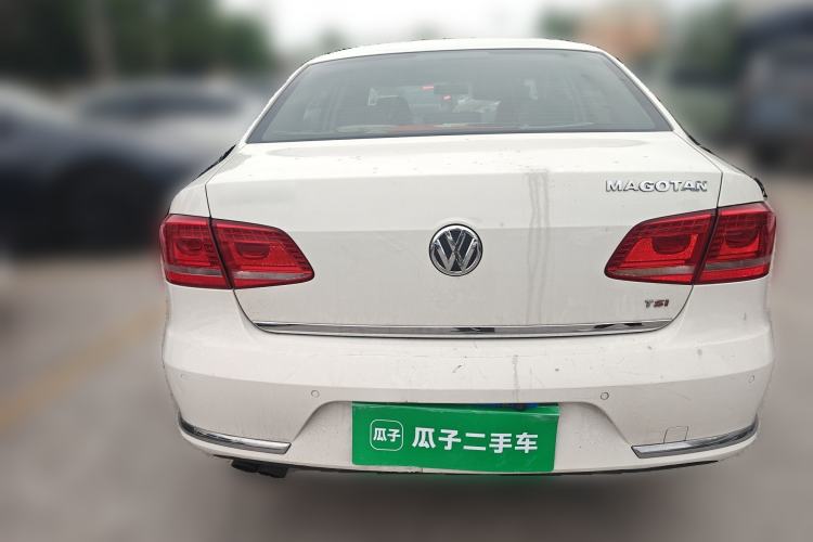 Used Volkswagen Magotan 2012 Revised 1.8TSI Luxury Version Rear