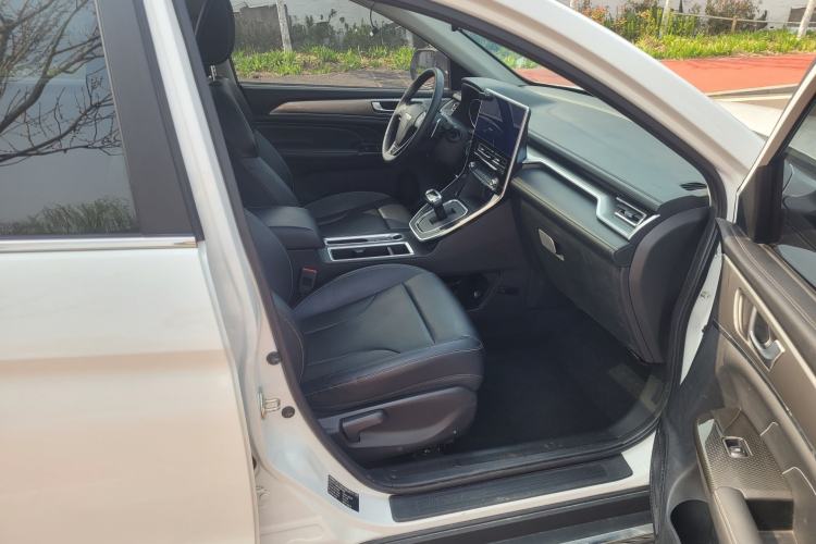 Used Haval M6 2021 PLUS 1.5T DCT Luxury Smart Connectivity Model Right Front Seat