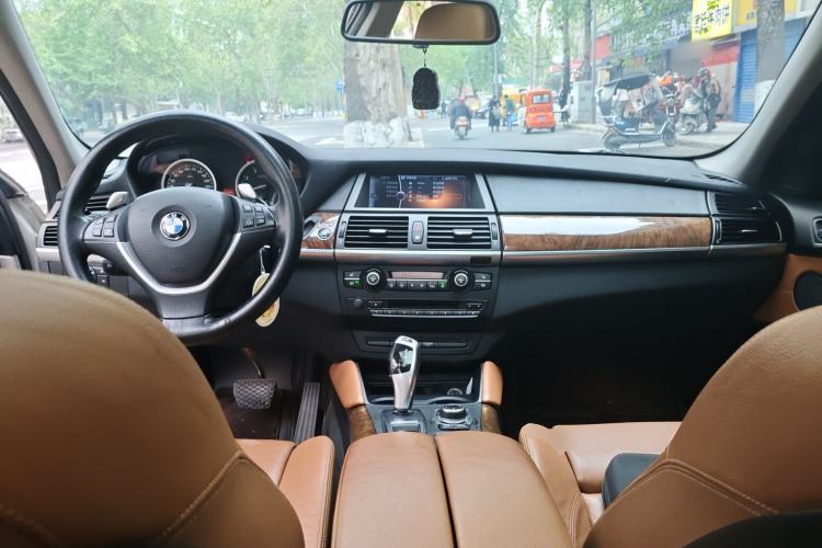 Used BMW X6 2011 xDrive35i
