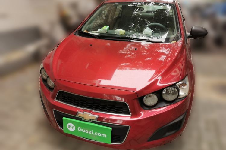 Used Chevrolet Aveo Sonic 2011 Sedan 1.4L MT SL
