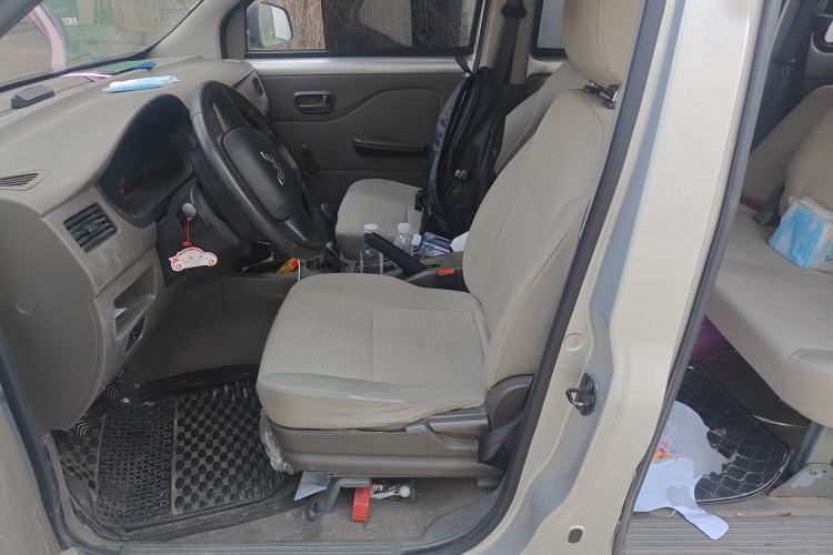 Used Wuling Rongguang V 2018 1.5L Practical Version