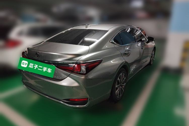 Used Lexus ES 2021 200 Excellence Edition
