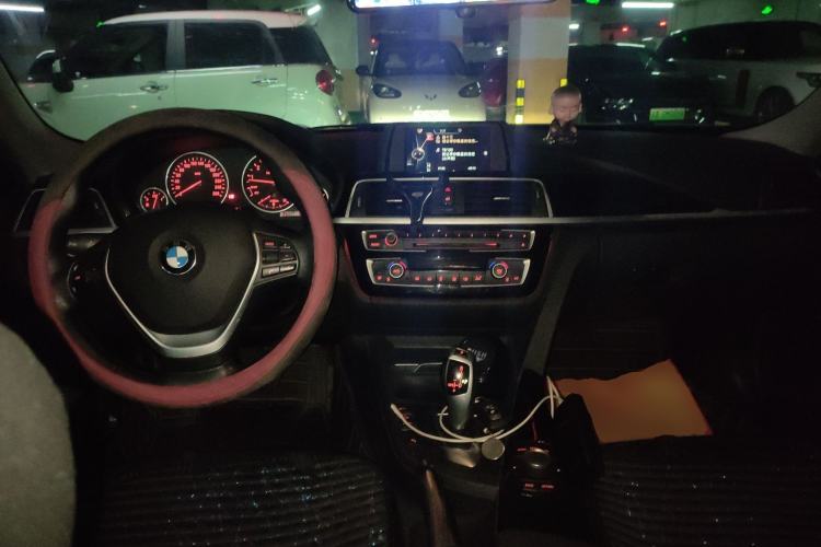 Used BMW 3 Series 2016 320Li Ambition Model
