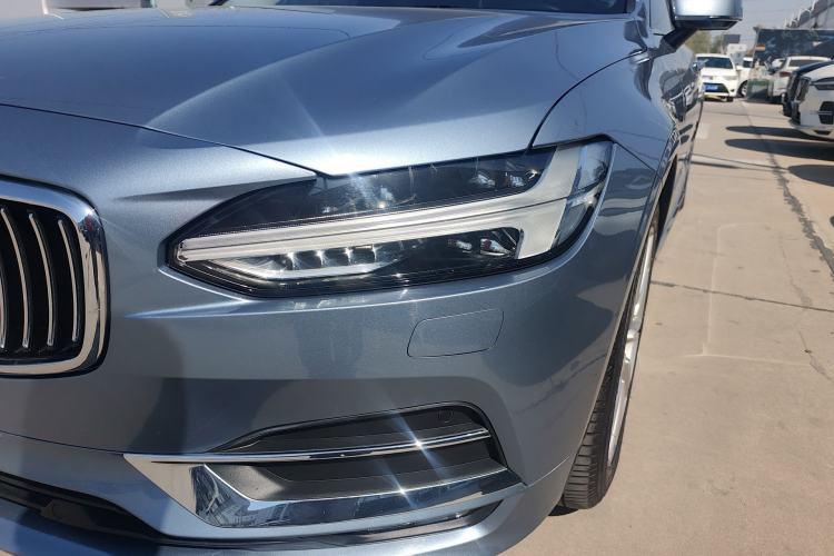 Used Volvo S90 2020 Facelift T5 Smart & Luxurious Edition