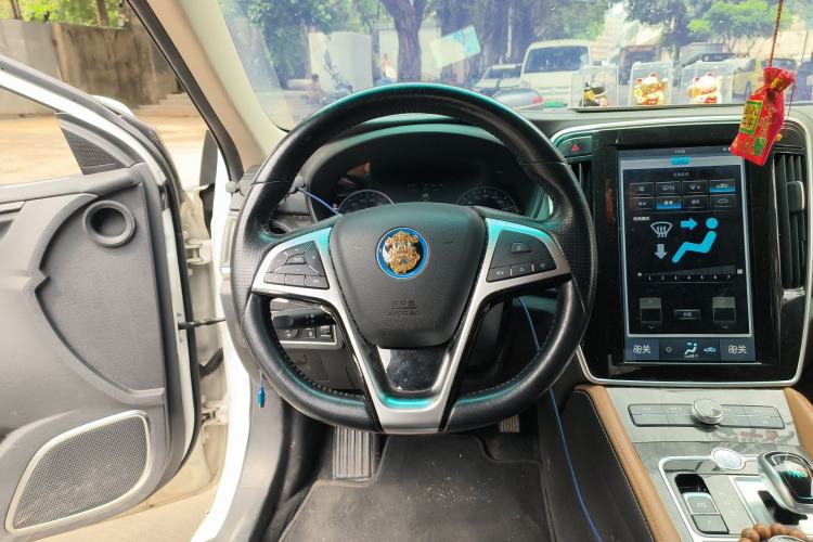 Used BYD Qin 2017 1.5T Luxury Model Steering Wheel