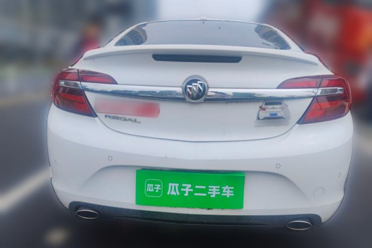 Used Buick Regal 2015 2.0L Leading Fashion Edition Exterior 4