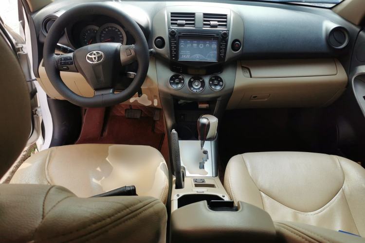 Used Toyota RAV4 2013 Special Edition 2.0L Automatic Classic