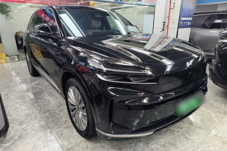 Used ONVO Luxeed L90 2025 Model—Max Six-Seater Version
