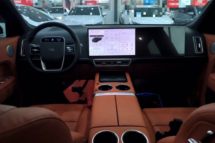 Used Li Auto L8 2023 Max model
