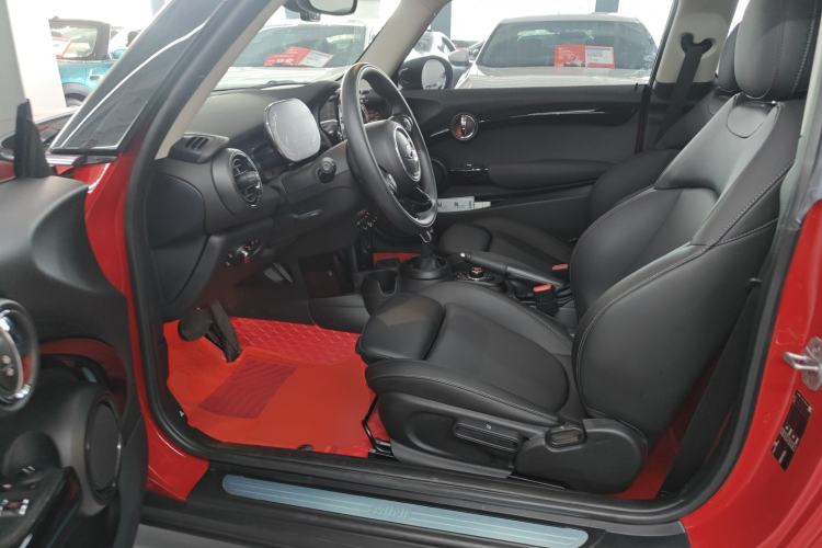 Used MINI 2021 1.5T COOPER Classic Edition