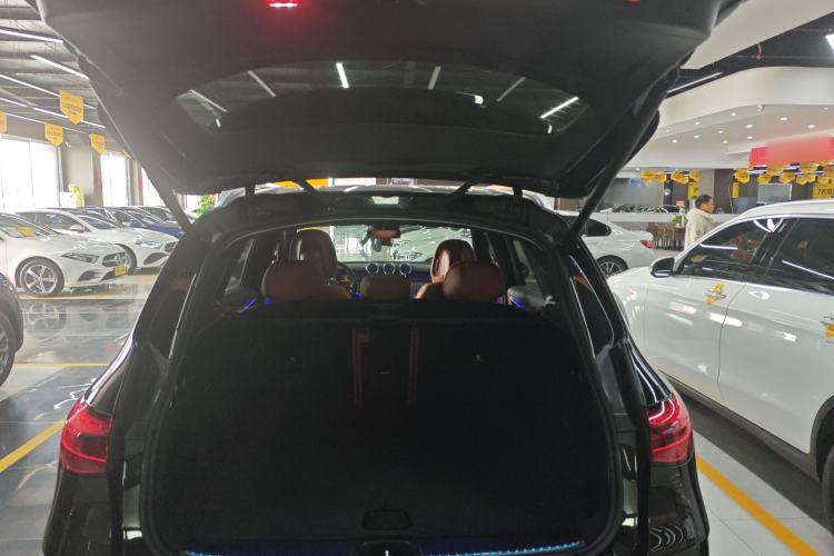 Used Mercedes-Benz GLC 2024 Refreshed GLC 300 L 4MATIC Dynamic Version 5 Seats